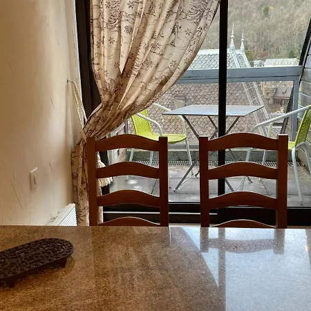 Bien Situes Avec Terrasse *